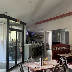 Morava Restaurant & Bar - Bar to the left of the entrance