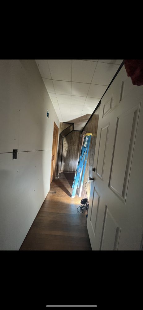 Slide of Mack’ll Manage