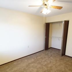 Northern Oaks Apartments - The units at Northern Oaks Apartments have spacious 1 and 2-bedroom floorplans, and are well-equipped with dishwashers, garba...