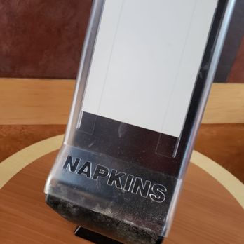 KFC - NO NAPKINS, it's nasty if your eating Fried Chicken and they don't have any paper napkins. - Fast Food Near Me - Hernando, Mississippi