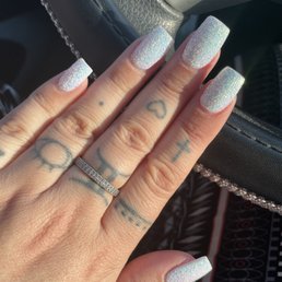 Full set acrylic nails Full set acrylic nails