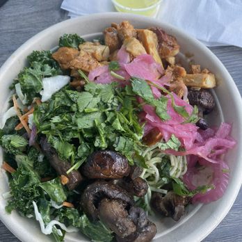 Bolay - Regular bol - teriyaki chicken, garlic mushrooms, pesto noodles, kale salad, cilantro, and pickled red onions - New American Near Me - Coral Springs, Florida Bolay - Regular bol - teriyaki chicken, garlic mushrooms, pesto noodles, kale salad, cilantro, and pickled red onions - New American Near Me - Coral Springs, Florida