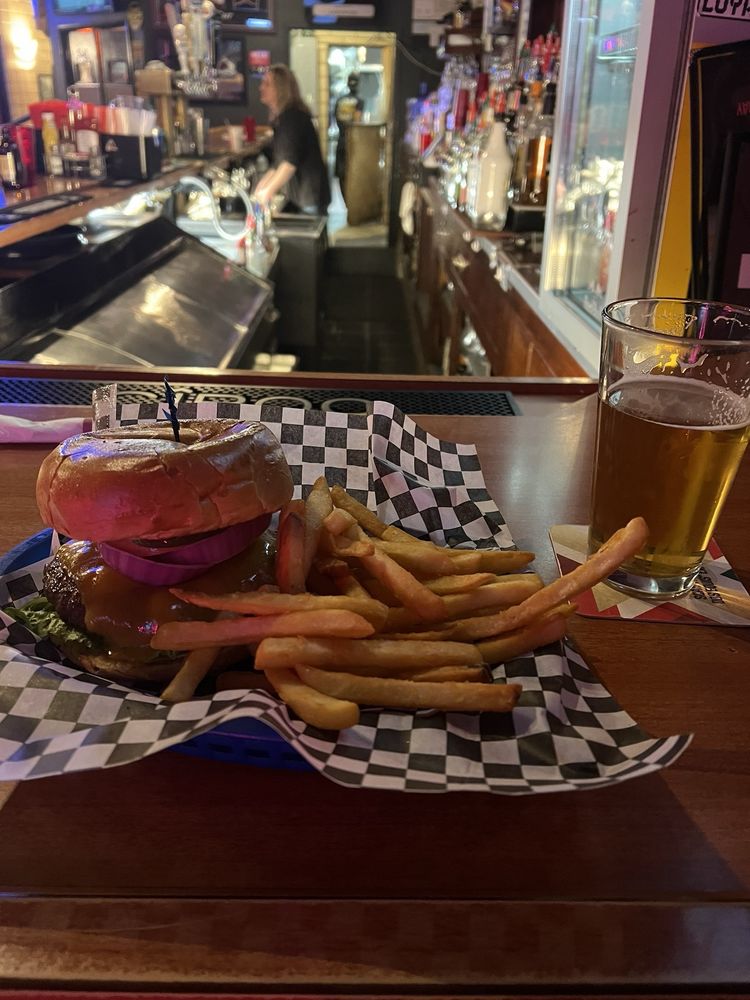 Lakewood Grill