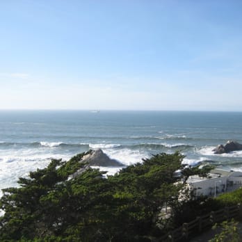 Sutro Heights Park - Looking over the Beach House - Parks Near Me - San Francisco, California Sutro Heights Park - Looking over the Beach House - Parks Near Me - San Francisco, California