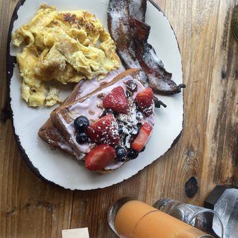Egg Harbor Cafe - Burnt bacon, burnt eggs, dry French toast - Breakfast & Brunch Near Me - Chicago, Illinois Egg Harbor Cafe - Burnt bacon, burnt eggs, dry French toast - Breakfast & Brunch Near Me - Chicago, Illinois