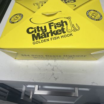 City Fish Market - And lett see what's in the box - Seafood Markets Near Me - Wethersfield, Connecticut