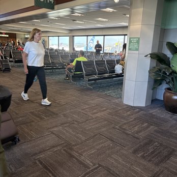 Kahului Airport - Airports Near Me - Kahului, Hawaii
