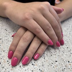 Envy Nails - Dipping Powder Manicure