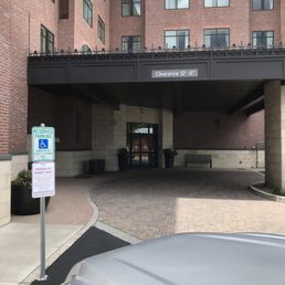 Entrance off Humphrey