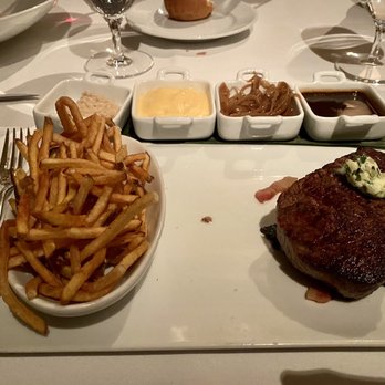 Geronimo - Lobster stuffed Gnocchi, beef tenderloin, salmon and ravioli and flourless German chocolate cake - French Near Me - Santa Fe, New Mexico Geronimo - Lobster stuffed Gnocchi, beef tenderloin, salmon and ravioli and flourless German chocolate cake - French Near Me - Santa Fe, New Mexico