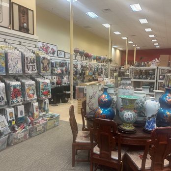 New Oriental Crafts - Souvenir Shops Near Me - Williamsburg, Virginia