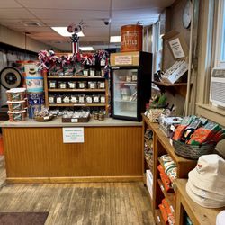 Hammond's Old-Fashioned Hand Made Pretzels - Interior
