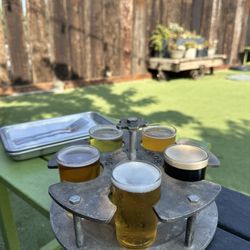 Dust Bowl Old Town Tap House - Beer Flight