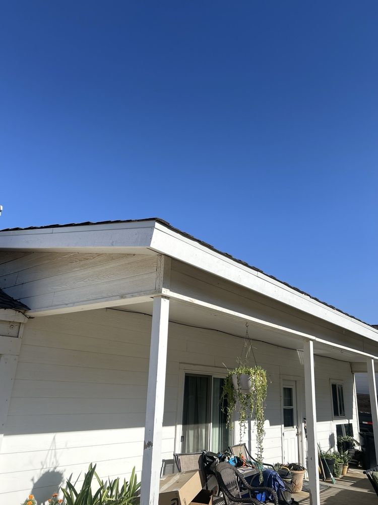 Slide of Alvarado Roofing & Construction