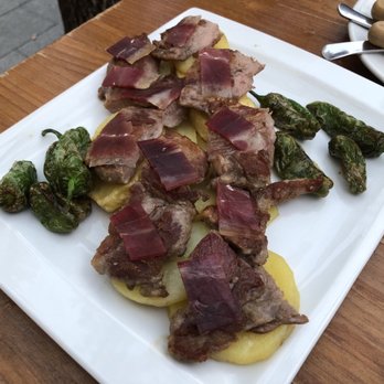 Dos de Mayo - Tapas Bars Near Me - Seville, SE