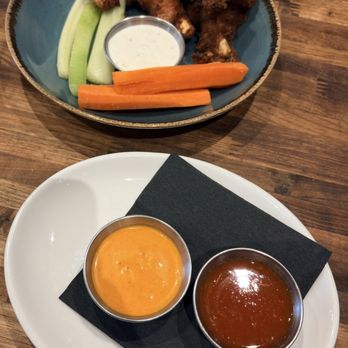 Eureka! - Wings - American Near Me - Indian Wells, California