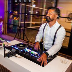 Invisible Touch Events - DJ Juan Castro