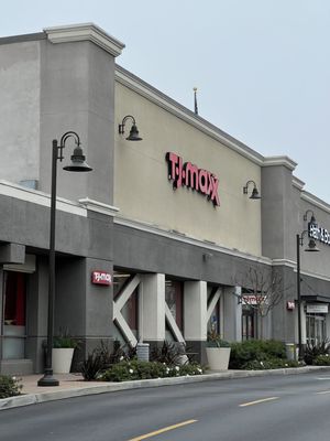 TJ MAXX - Updated December 2025 - 192 Photos & 69 Reviews - 24