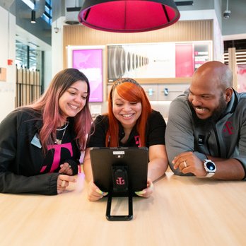 T-Mobile Experience Store - Mobile Phones Near Me - Albuquerque, New Mexico