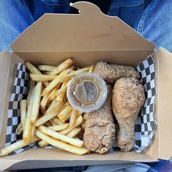 Oh Johny's Fried Chicken - Fries, drumsticks and maple bacon wings. - Fast Food Near Me - Sherwood Park, Alberta Oh Johny's Fried Chicken - Fries, drumsticks and maple bacon wings. - Fast Food Near Me - Sherwood Park, Alberta