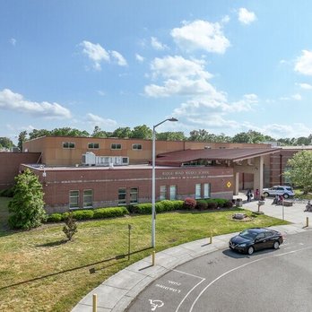 Ridge Rd. Middle School - outdoor - Middle Schools & High Schools Near Me - Charlotte, North Carolina Ridge Rd. Middle School - outdoor - Middle Schools & High Schools Near Me - Charlotte, North Carolina