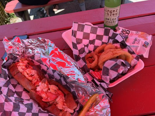 Charlotte's Legendary Lobster Pound by null