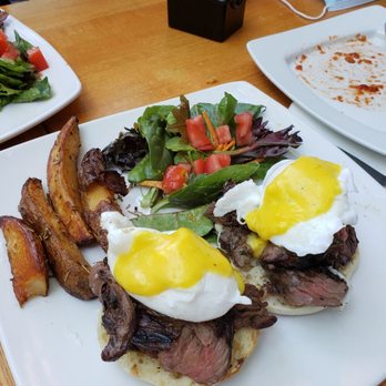 Verde on Smith - Steak benedict - Italian Near Me - Brooklyn, New York Verde on Smith - Steak benedict - Italian Near Me - Brooklyn, New York