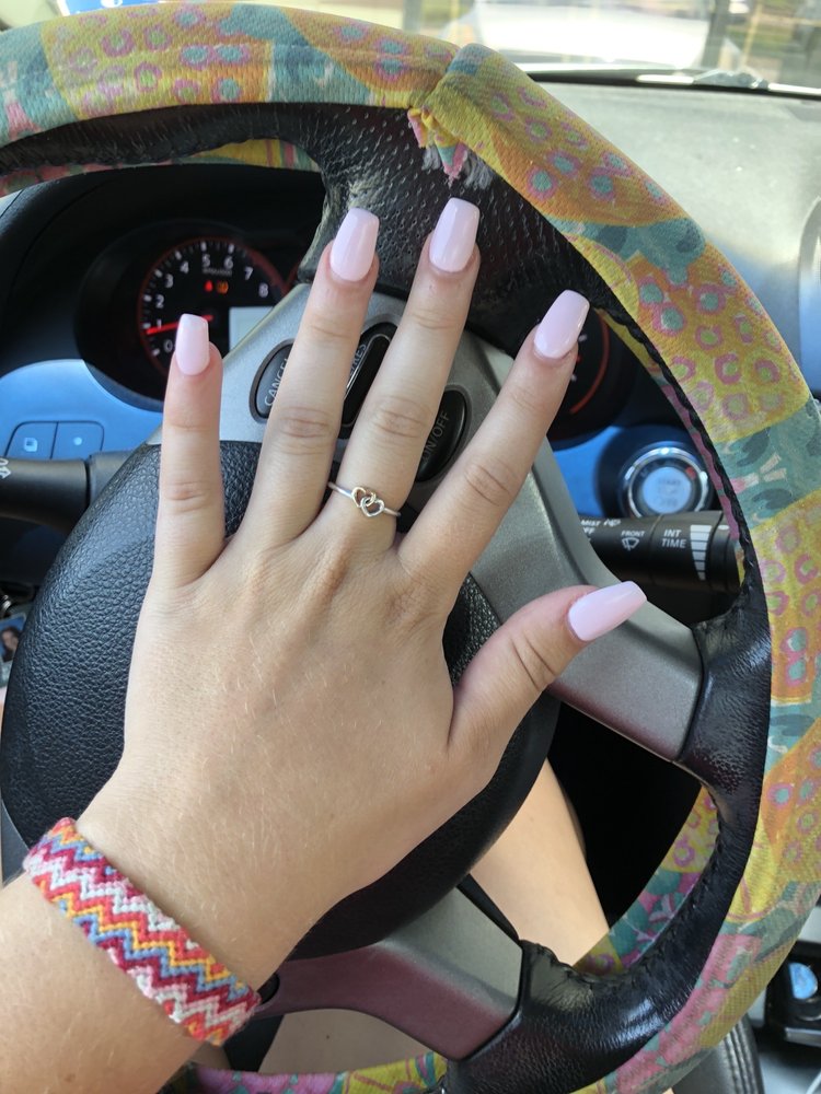 SMILE NAILS & SPA Updated July 2024 1123 N Castle Heights Ave