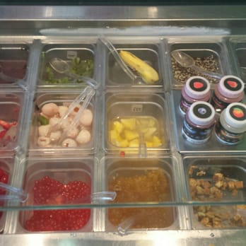 Yogurtland - Whole banana in topping display? Can't do much with that! Fresh fruit low or empty - Ice Cream & Frozen Yogurt Near Me - Littleton, Colorado Yogurtland - Whole banana in topping display? Can't do much with that! Fresh fruit low or empty - Ice Cream & Frozen Yogurt Near Me - Littleton, Colorado