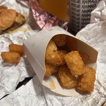Spicy Boys Fried Chicken - St. Elmo - Side Tots - Food Trucks Near Me - Austin, Texas Spicy Boys Fried Chicken - St. Elmo - Side Tots - Food Trucks Near Me - Austin, Texas
