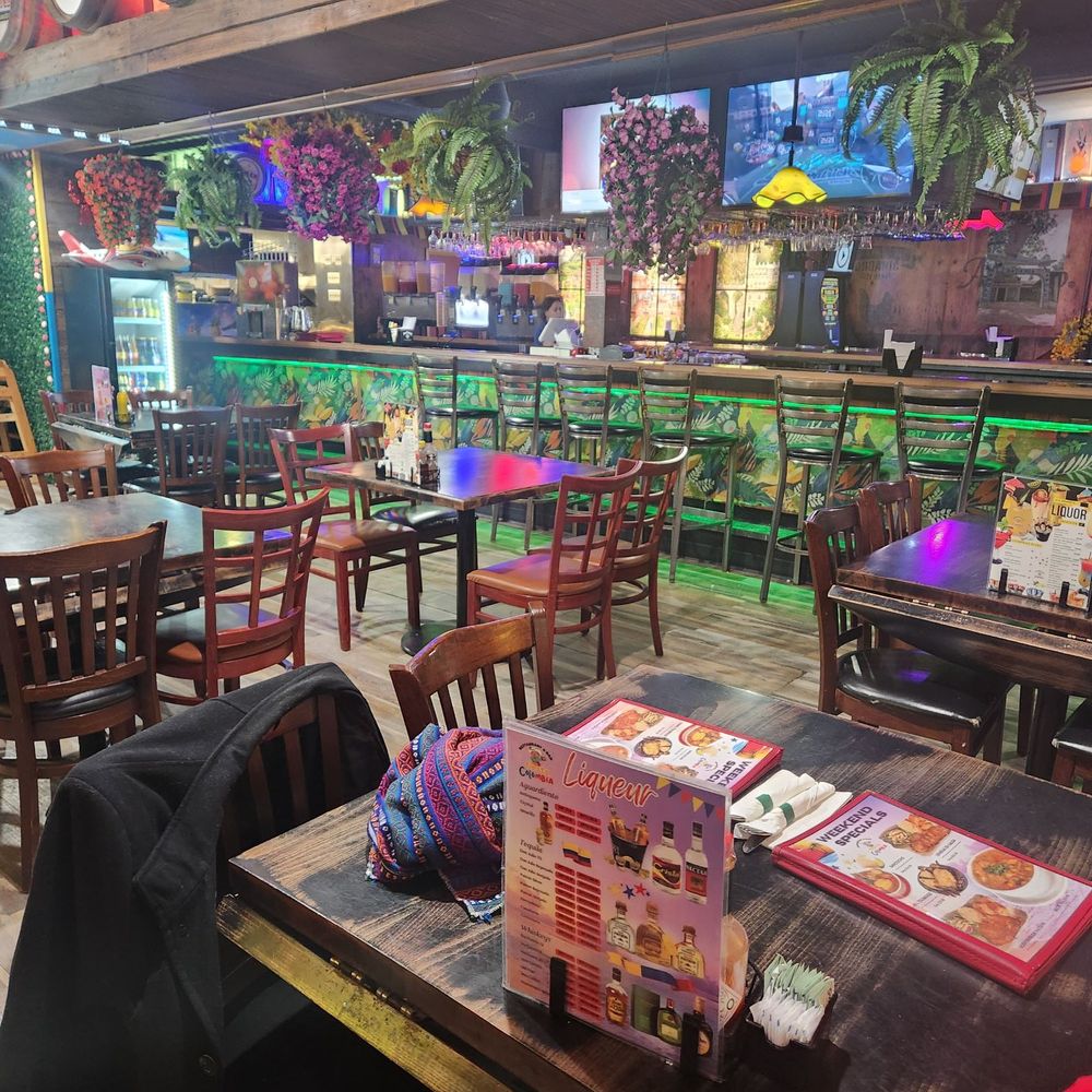 Fiesta Colombia - Colombian Near Me - Milwaukee, Wisconsin Fiesta Colombia - Colombian Near Me - Milwaukee, Wisconsin