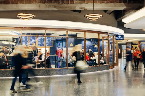 Daily Provisions - Rockefeller Center by null