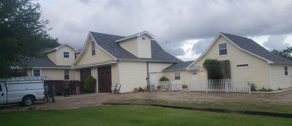 Slide of Ameripro Contractors