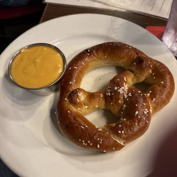 Broad Ripple Brewpub - Jumbo Pretzel - Vegetarian Near Me - Indianapolis, Indiana