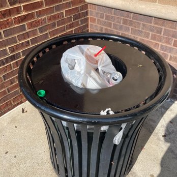 Tropical Smoothie Cafe - Trash can outside restaurant - Juice Bars & Smoothies Near Me - Roswell, Georgia Tropical Smoothie Cafe - Trash can outside restaurant - Juice Bars & Smoothies Near Me - Roswell, Georgia