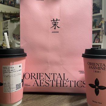 Molly Tea - So FANCY!! But if it stopped there, we'd have a problem! But the taste delivers!! - Bubble Tea Near Me - San Gabriel, California Molly Tea - So FANCY!! But if it stopped there, we'd have a problem! But the taste delivers!! - Bubble Tea Near Me - San Gabriel, California