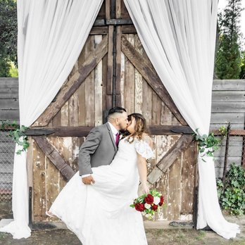 Trightymite Event Lighting & Decor - The beautiful barn doors - Party & Event Planning Near Me - Santa Clarita, California