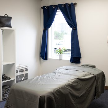Elevation Chiropractic & Wellness Broomfield - Our Massage Therapists specialize in Deep Tissue Massage to reduce pain by decreasing muscle tension. Call 720-912-4098 today to schedule! - Chiropractors Near Me - Broomfield, Colorado Elevation Chiropractic & Wellness Broomfield - Our Massage Therapists specialize in Deep Tissue Massage to reduce pain by decreasing muscle tension. Call 720-912-4098 today to schedule! - Chiropractors Near Me - Broomfield, Colorado