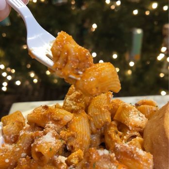 Feelin Saucy Pasta Truck - Food Trucks Near Me - Hebron, Connecticut