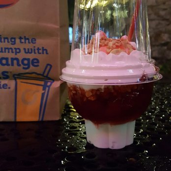 Dairy Queen - Since when does a medium sundae for almost $5 look like this???  Definitely NOT as pictured! - Burgers Near Me - Tustin, California