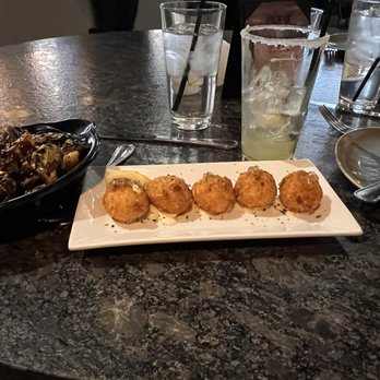 Pier 48 - Seafood Near Me - Indianapolis, Indiana