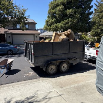 Solano County Hauling - My old furniture - Junk Removal & Hauling Near Me Solano County Hauling - My old furniture - Junk Removal & Hauling Near Me
