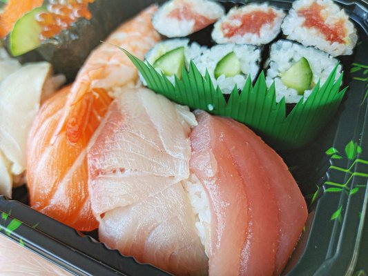 Sushi Yoshi by null