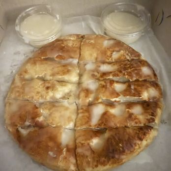 Snap Custom Pizza & Salads - Cinnabread  , always a great go to for a after dinner treat light thin, a lil flaky and just good - Salad Near Me - Bala Cynwyd, Pennsylvania