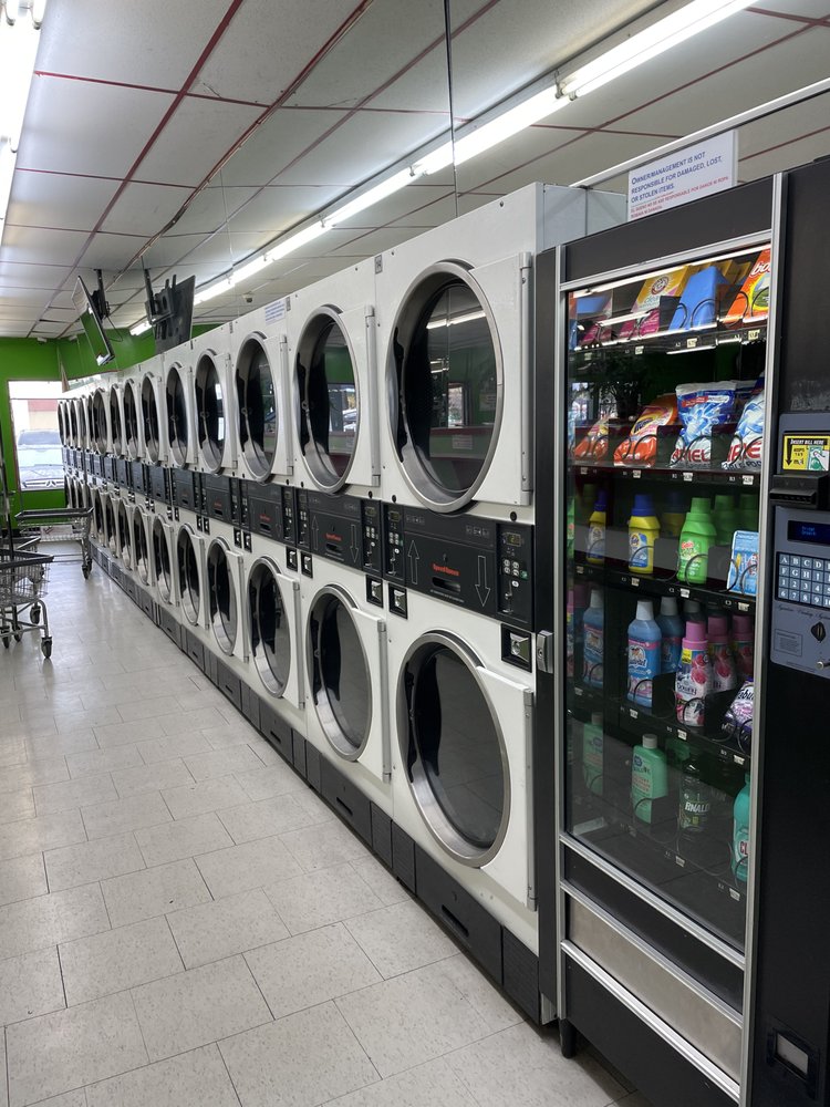 LUCKY COIN LAUNDRY Updated May 2024 12321 Carson St, Hawaiin