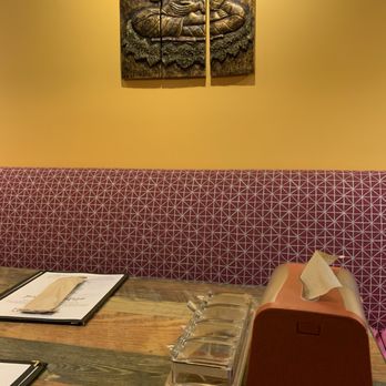 Kannika's Thai Kitchen - Spices at ever table - Thai Near Me - Greenville, South Carolina Kannika's Thai Kitchen - Spices at ever table - Thai Near Me - Greenville, South Carolina
