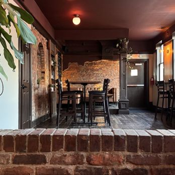 Riparian - Lounge area, nice corner booth/ couch - Bars Near Me - Newport, Kentucky Riparian - Lounge area, nice corner booth/ couch - Bars Near Me - Newport, Kentucky