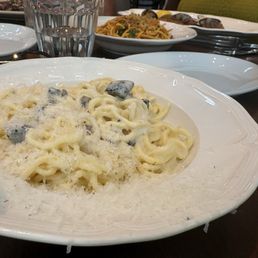 Tagliolini Cacio e Pepe Tagliolini Cacio e Pepe