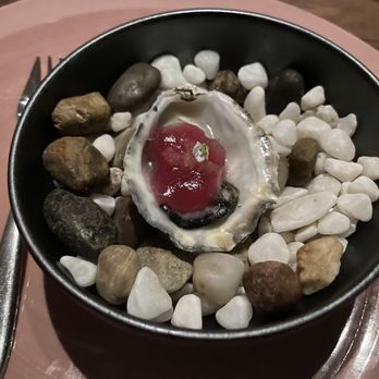Citrin - Oyster amuse-bouche - Cocktail Bars Near Me - Santa Monica, California