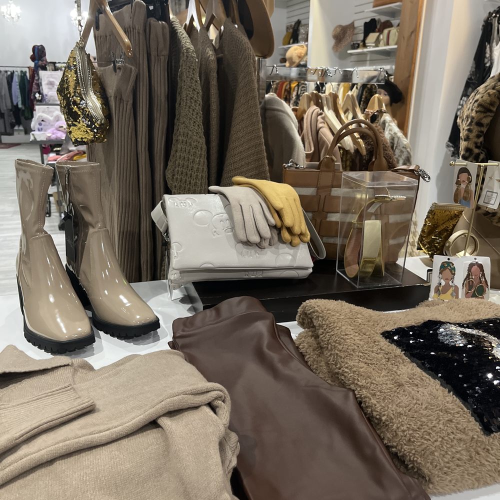 Cotton'n Things - Love how the sections are set up by color. - Women's Clothing Near Me - Royal Oak, Michigan Cotton'n Things - Love how the sections are set up by color. - Women's Clothing Near Me - Royal Oak, Michigan